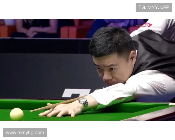 丁俊晖首轮大胜吉尔伯特阶段领先